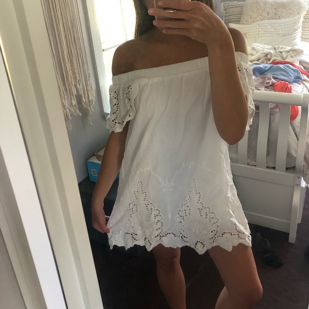 WILL OFFER DISCOUNT! SHOWPO dress